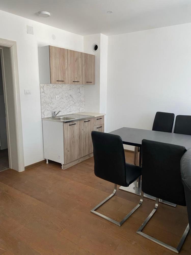 Sandra Apartmani Versec Kültér fotó